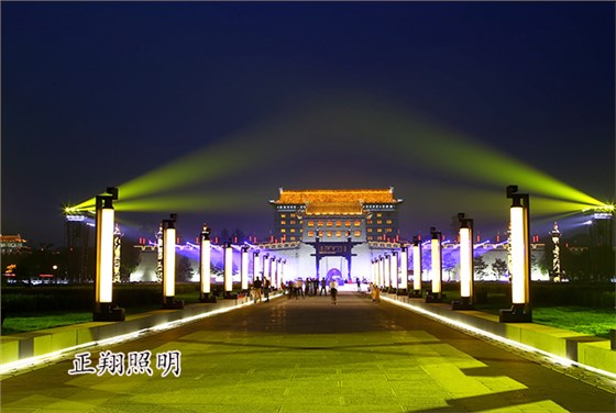 夜晚广场LED景观灯